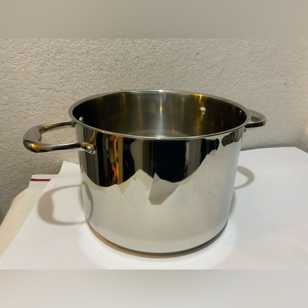 New Wolfgang Puck Bistro Elite Collection 8 Qt Stainless Steel Stock Pot No lid